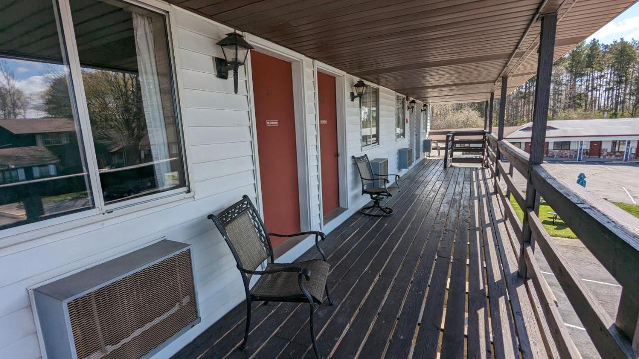 The Nova Motel Ludington Extérieur photo